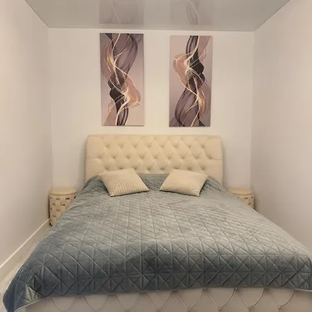 Eva Apartment *